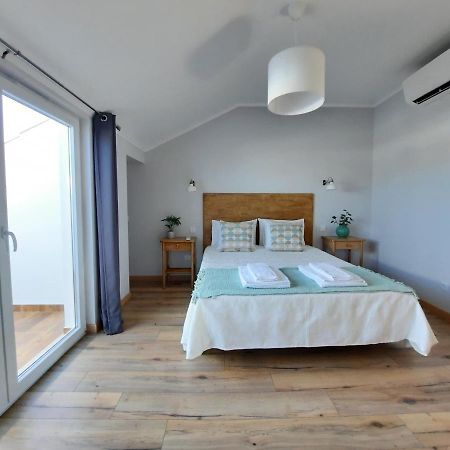 Apartamentos Mar II Odeceixe Buitenkant foto