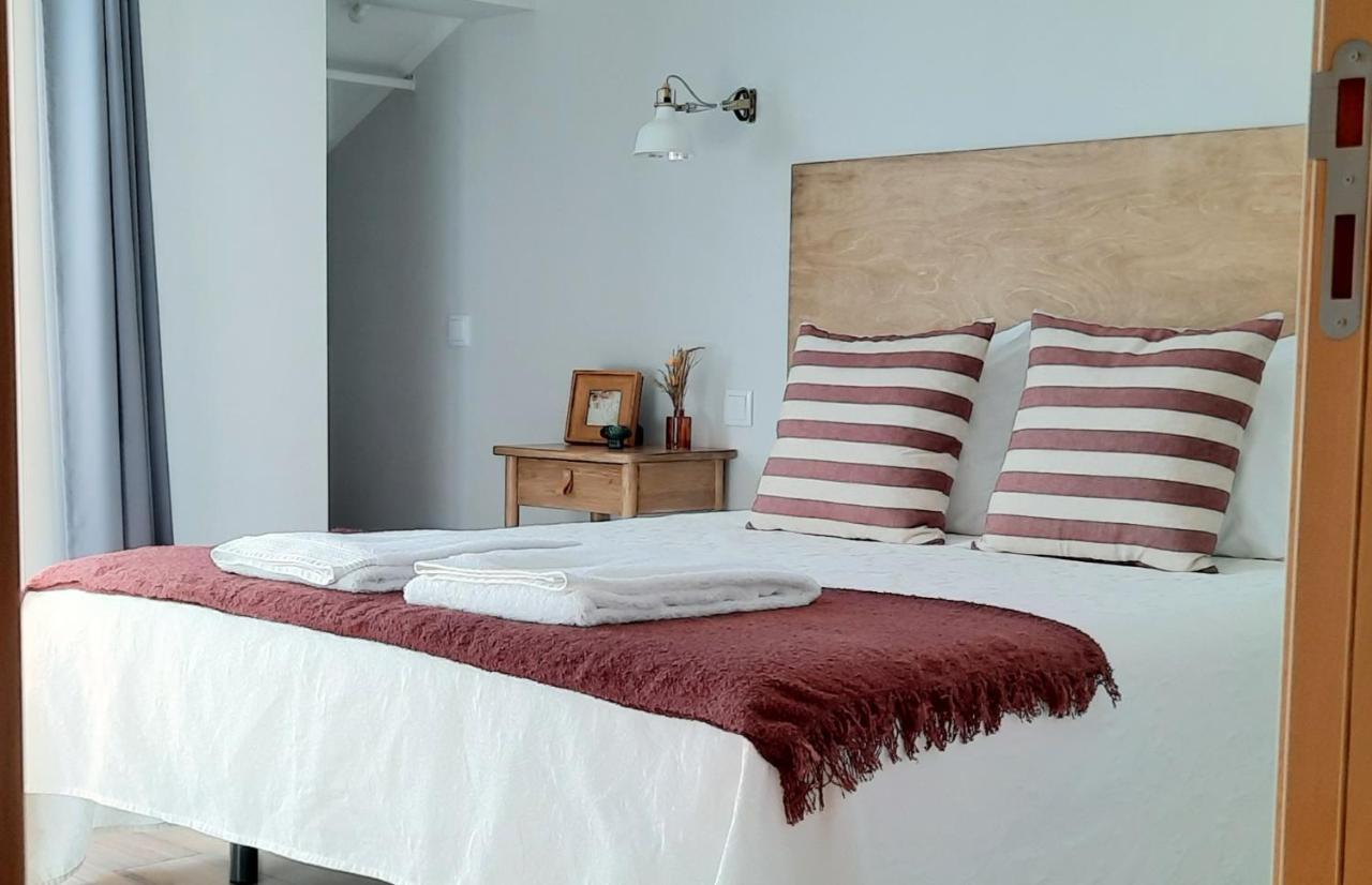 Apartamentos Mar II Odeceixe Buitenkant foto