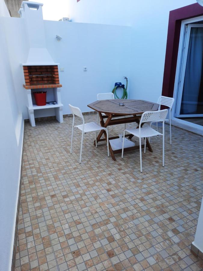 Apartamentos Mar II Odeceixe Buitenkant foto